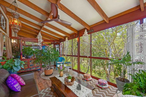 Sandalwood - Stayed 1