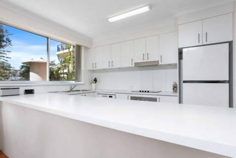 Sandown - Hosted By Burleigh Letting - Stayed 3