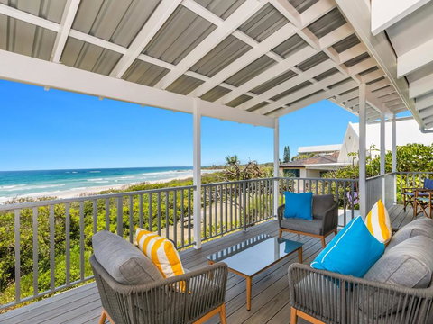 Sandpiper Beachfront House - Hastings Point - Stayed 0