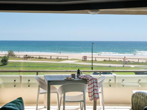 Sandrift Beachfront Apartments - Stayed 2