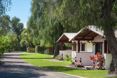 Sandy Bay Holiday Park - Stays Accommodation 2