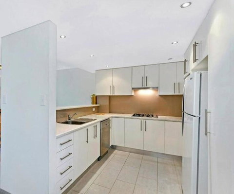 Sandy Cove Apartment The Entrance 46 - Stayed 2