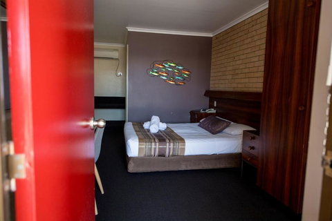 Sarina Motor Inn - Stayed 3