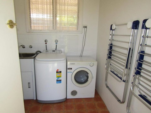 Sea Salt At Stansbury Apartment 3 - Stayed 2