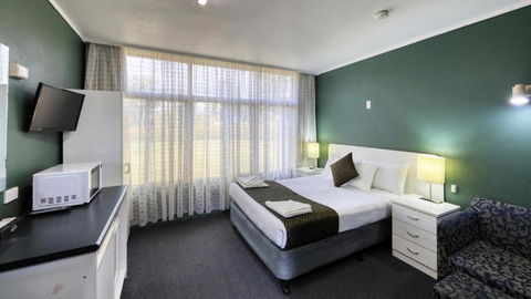 Silver Oaks Motel - Stayed 3