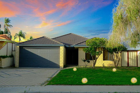Spacious 5Bedroom 6beds House Near Airport - Stayed 0