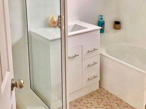 St Marys Affordable 5 Br Cozy House - Stays Accommodation 2