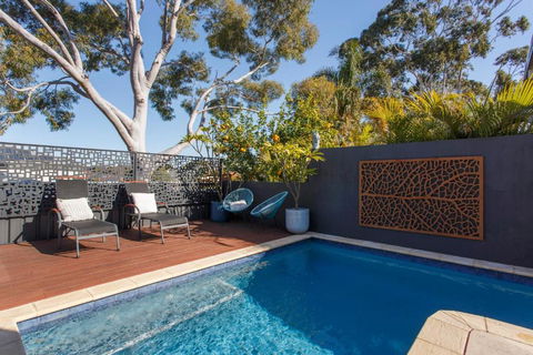 Stella Retreat - Townhouse With Pool - Stayed 1