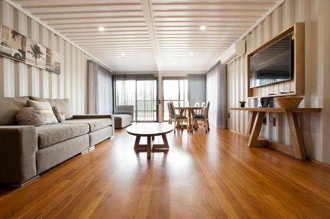 Stirling Estate Chalets - Stayed 3