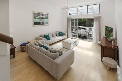 THE BAY - Luxury Accommodation By The Sea - Stayed 0