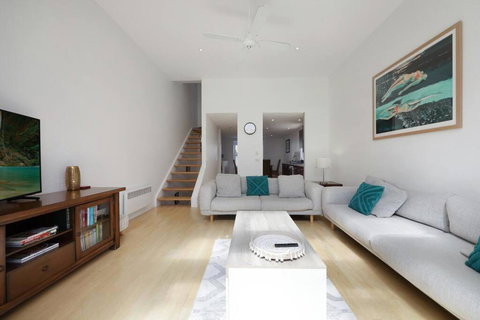 THE BAY - Luxury Accommodation By The Sea - Stayed 1