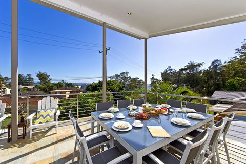 Beachside Haven - Your Perfect Oasis Home - Stays Accommodation 1