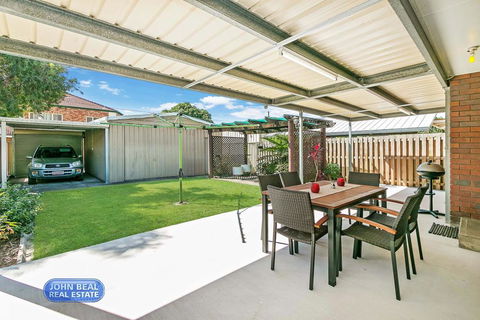 Beachside Holiday Home - Stayed 1