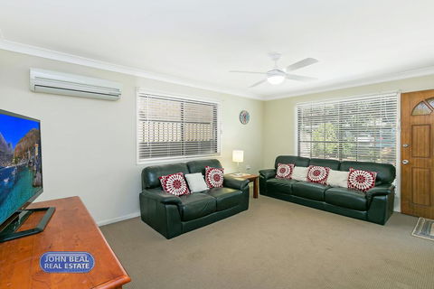 Beachside Holiday Home - Stayed 3