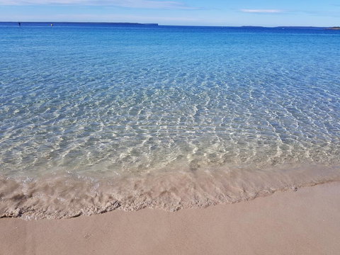 Beachside Husky Waterfront Cabin - Stayed 0