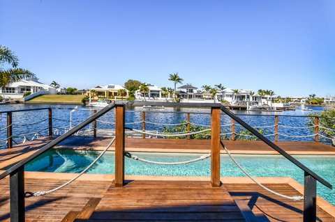 Beautiful Waterfront Home- CHELSEA - Stayed 0