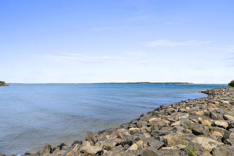 BEAUTY AND THE PEACE - INLET SIDE - Stayed 2