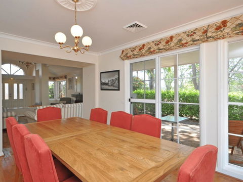 Beggars Bridge Vineyard Homestead W/ Pool + Wifi + Tennis + Vineyard - Stayed 1