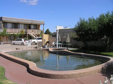 Belltower Motor Inn - Stayed 3