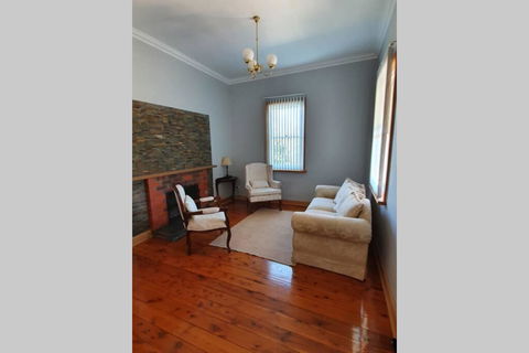 Bellview Holiday House - Stays Accommodation 3