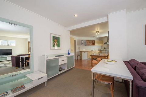 Beloka Close - Modern, Spacious, And Pet Friendly Accommodation - Stayed 1