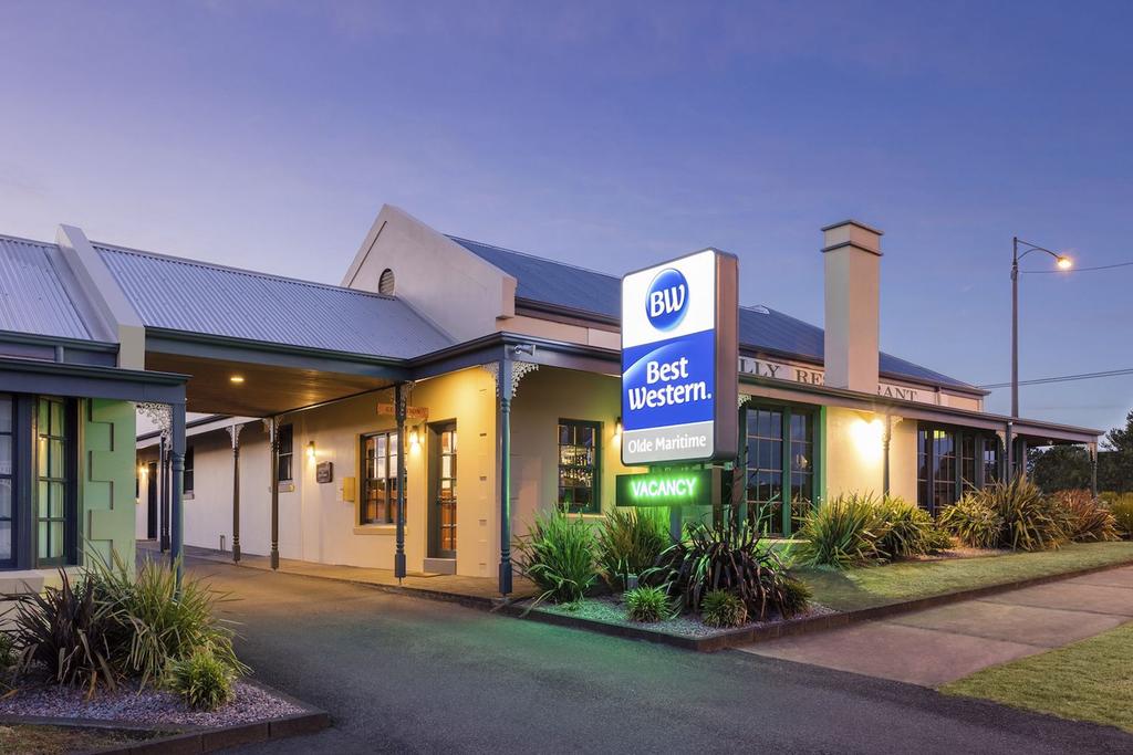 Warrnambool VIC Stayed