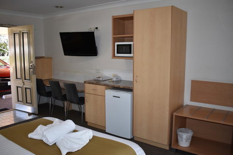 Best Western Tuscany On Tor Motor Inn - Stays Accommodation 3