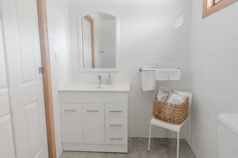 Bird In Hand Cottage, Port Noarlunga - Stayed 1