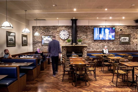 Blue Gum Hotel - Stays Accommodation 2