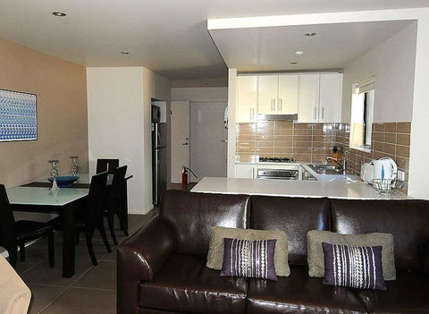 Blues Air 3A - Stayed 3