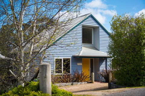 Boatshed Villa Yellow Door - Stayed 0