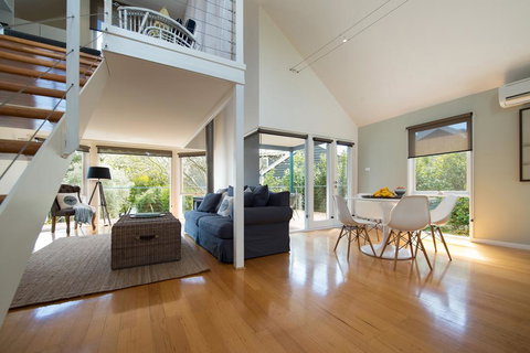 Boatshed Villa Yellow Door - Stayed 1