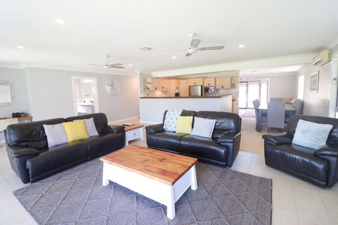 Boikon Beach House - Stayed 2