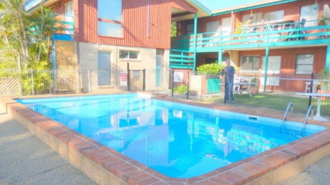 The Pines Units Manning Point - Stayed 1