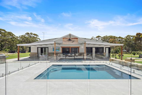 The Retreat - Stayed 1