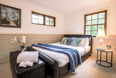 The Stone On The Hill - 3 Bedroom House - Stayed 3