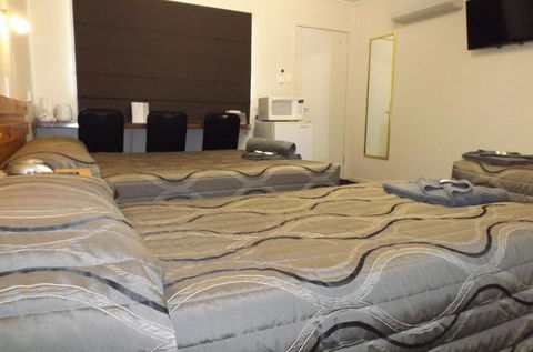 Three Moon Motel - Stayed 2