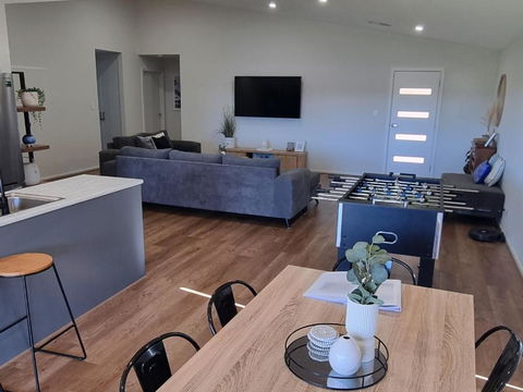 Wellington Marina70 - Stays Accommodation 3