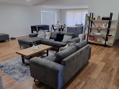 Wellington Marina70 - Stays Accommodation 2