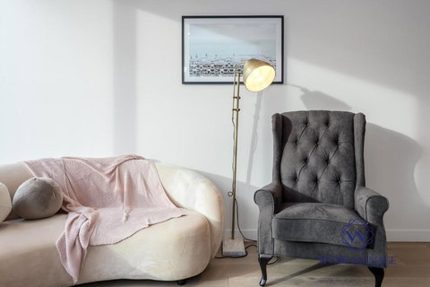 WOW Self-Contained Apartment On Tarver - Stayed 1