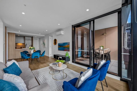 WOW Self-Contained Apartment On Tarver - Stayed 0