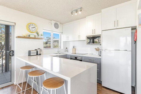 Yamba 58 - Modern Apartment With Ocean Views - Stays Accommodation 3