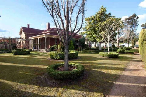 St Arnaud Historic Dundrennan With 5 Bedrooms - Stayed 0