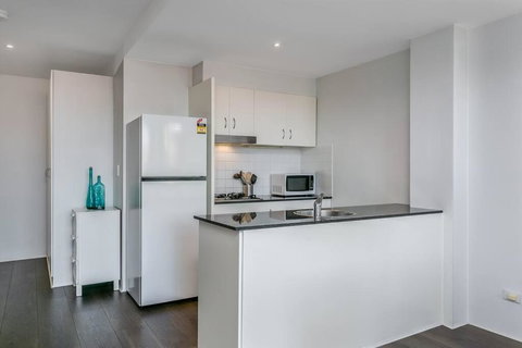 WILL1 - Stylish 2-Bed 2-Bath Oasis In Crows Nest Village - Stayed 1