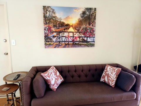 Tingalpa Townhouse Treat - Stayed 2