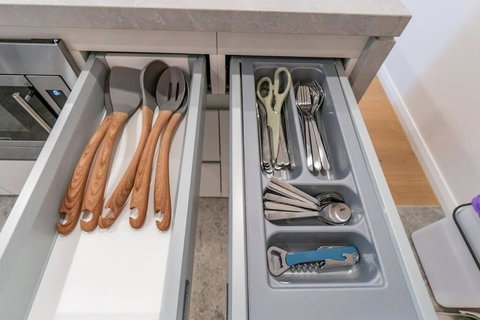 Z4 Walk To Bus Stop 2 Car Spaces Spacious Family - Stayed 2