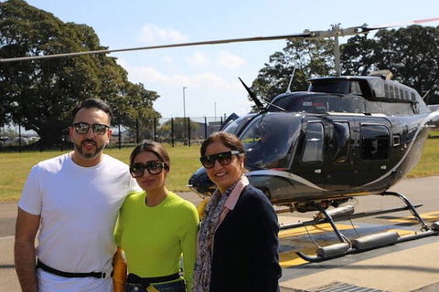 Helicopter Flight Over Sydney And Beaches - 20 Minutes - Stayed 4