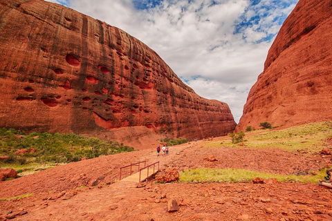 Kata Tjuta Sunrise And Valley Of The Winds Half-Day Trip - Stays Accommodation 3