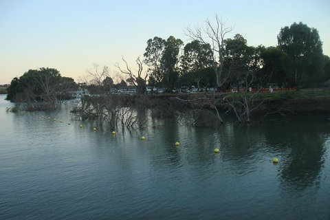 Adelaide Hills Tour With River Murray 3 Hour Lunch Cruise - Stayed 5