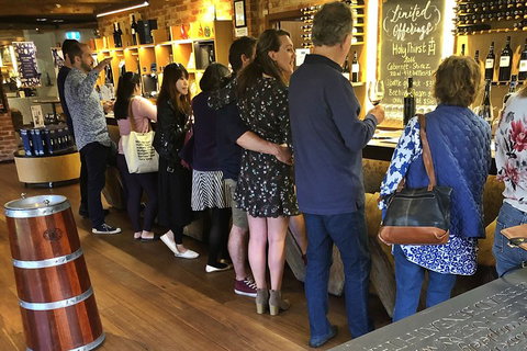 McLaren Vale Winery Small Group Tour With Wine Tasting And Lunch - Stayed 5